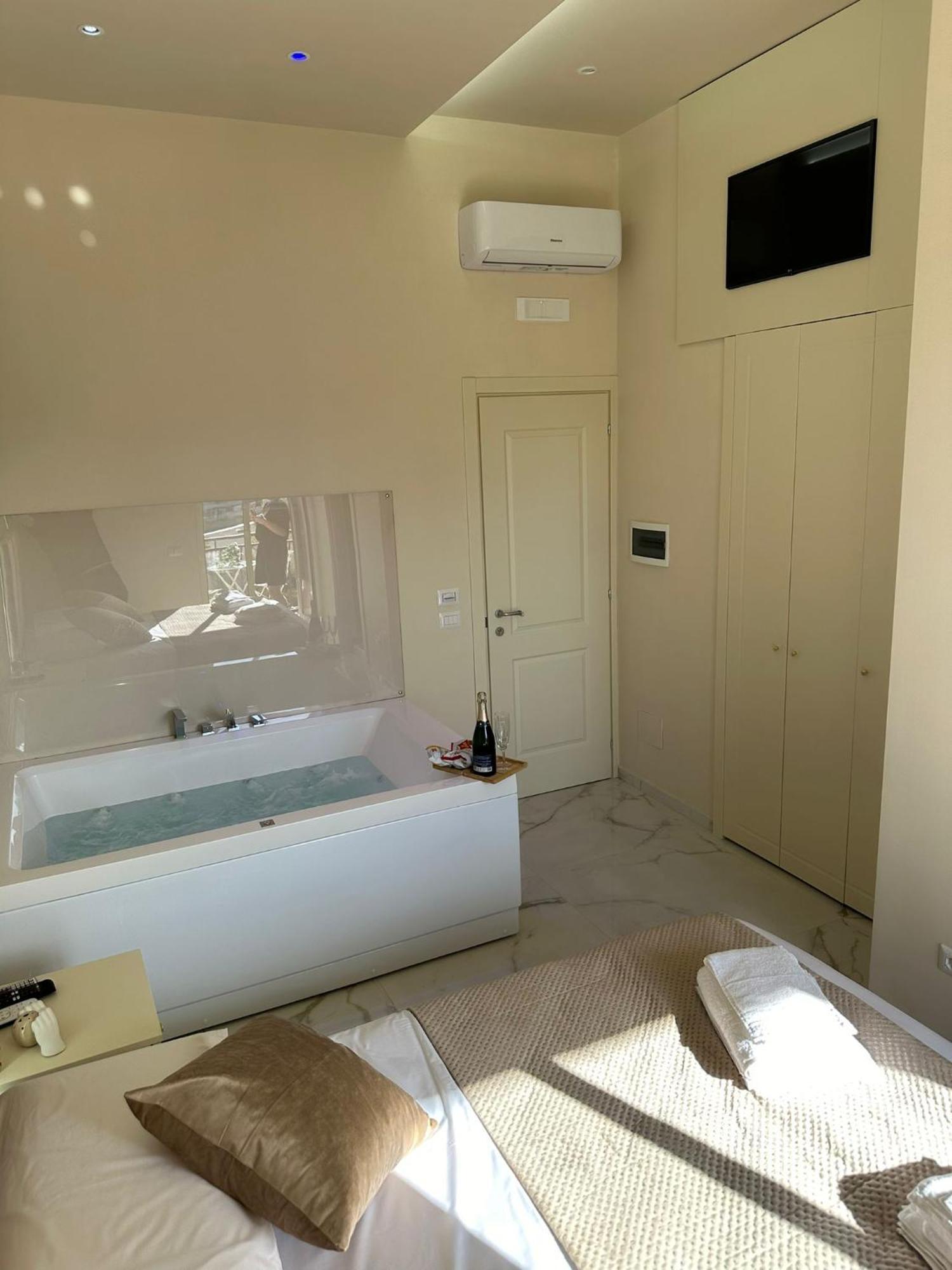 Lovedream Naples Extérieur photo